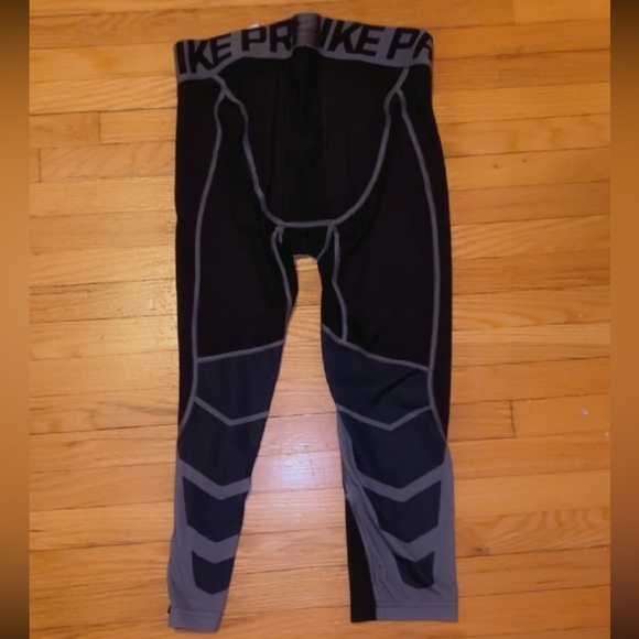 3/$20 Nike pro compression leggings - Picture 2 of 7